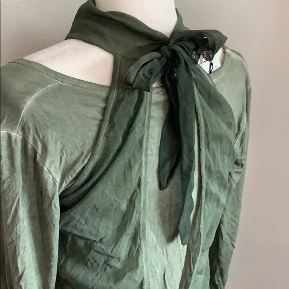 NWT Hunter Green Mock Turtle Neck Top - Picture 3 of 6